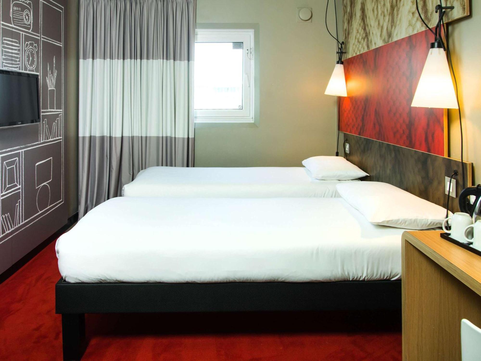 Ibis Sheffield City Bagian luar foto